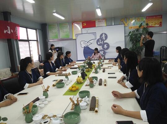 体验美好人生：旅游的魅力与选择