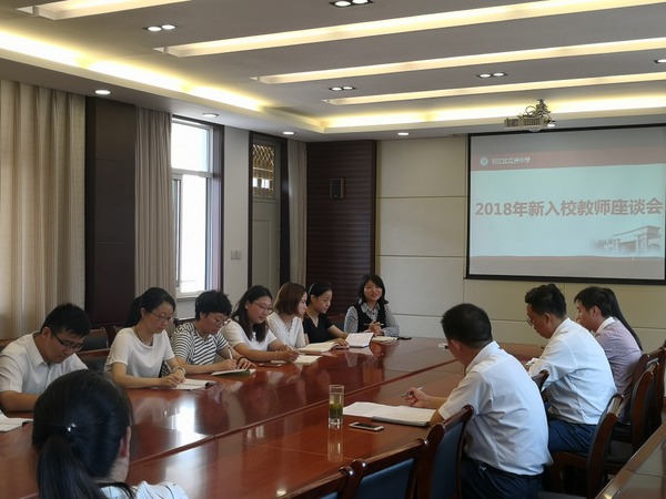 瓜洲市人口_瓜洲古渡图片(2)