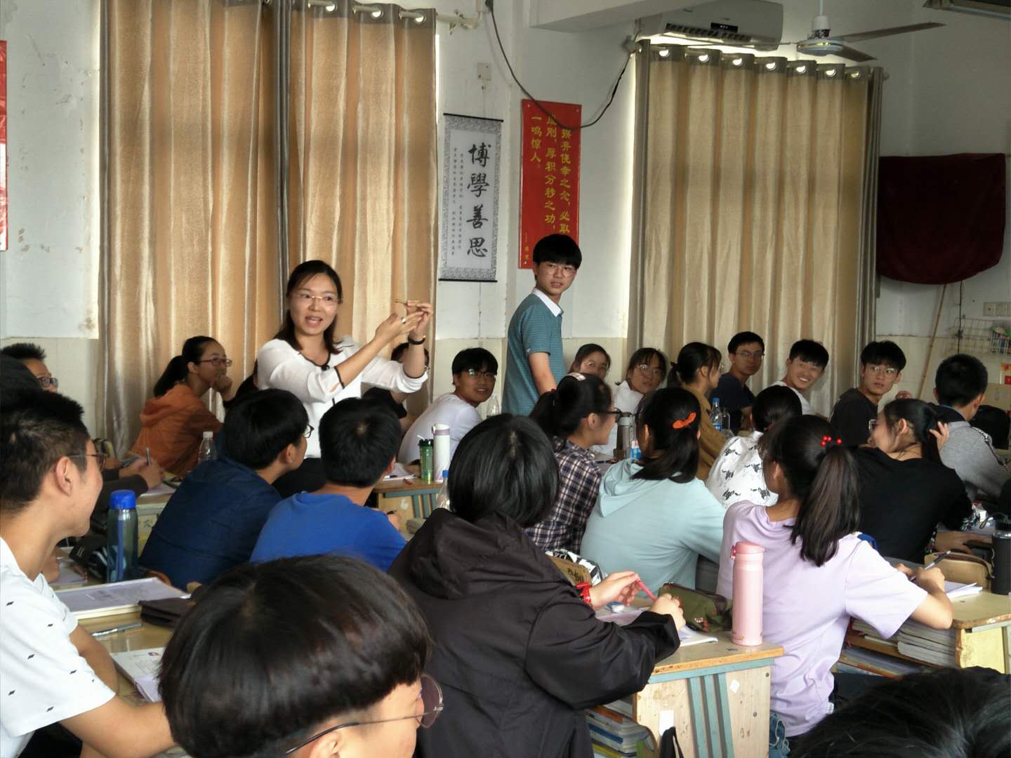 瓜洲市人口_瓜洲古渡图片(3)