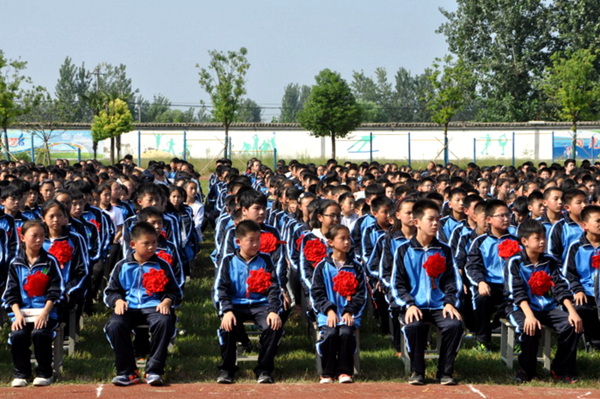 徐州市铜山区棠张中心中学举行开学典礼